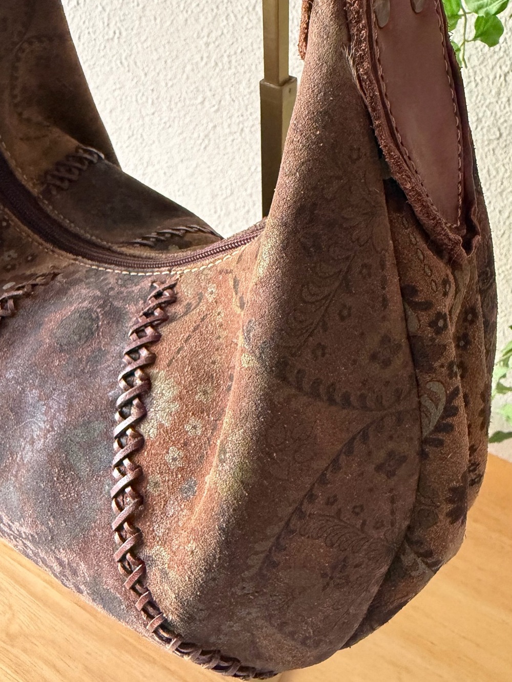 Fossil Vintage Brown Suede Tassel Hobo Shoulder Bag - Picture 2 of 14